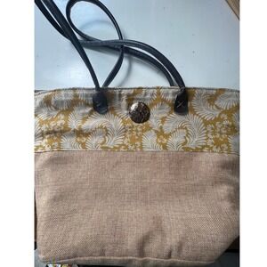 Beach tote yellow print jute vacation poolside resort lined pockets tropical